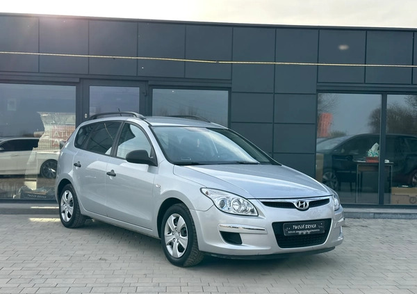 Hyundai I30 cena 14900 przebieg: 182000, rok produkcji 2009 z Włodawa małe 277